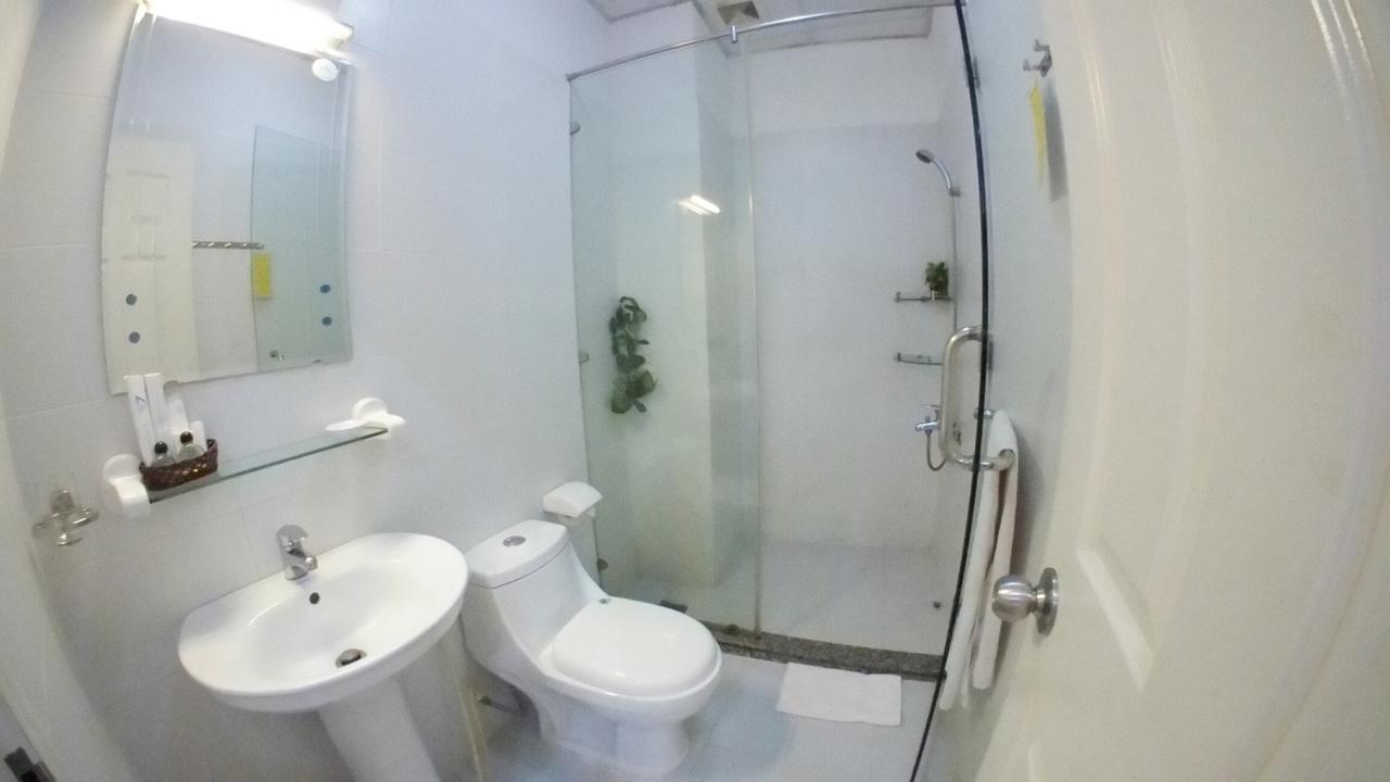 Cat Huy Hotel Хошимин Экстерьер фото